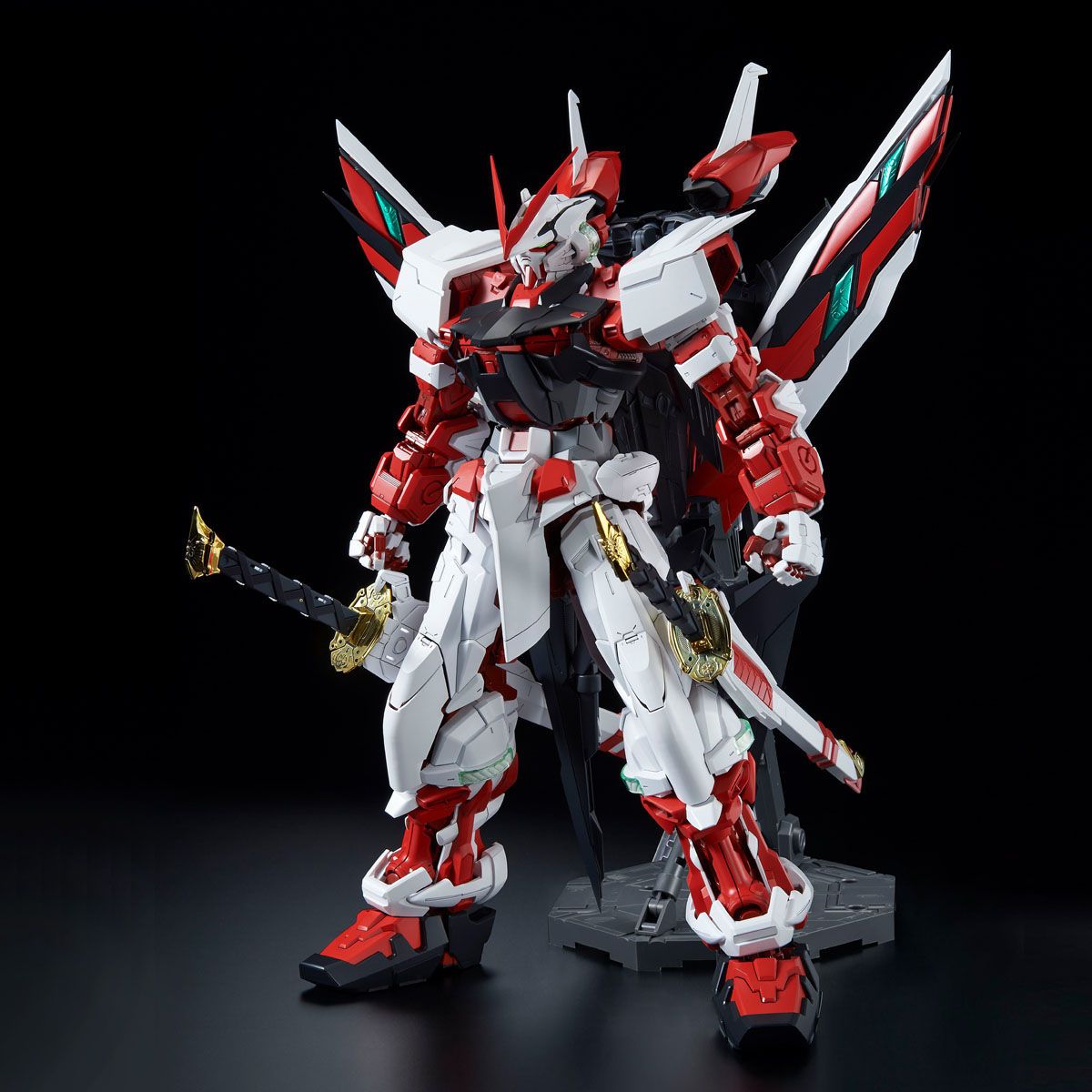 BANDAI HOBBY PG 1/60 GUNDAM ASTRAY RED FRAME KAI(4573102672483)