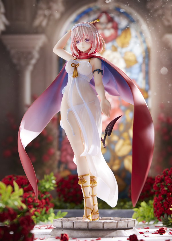 Broccoli To LOVE Ru Darkness 'Momo Belia Deviluke' The Magician Ver. 1:7 PVC Figure(4510417606413)(4510417606413)