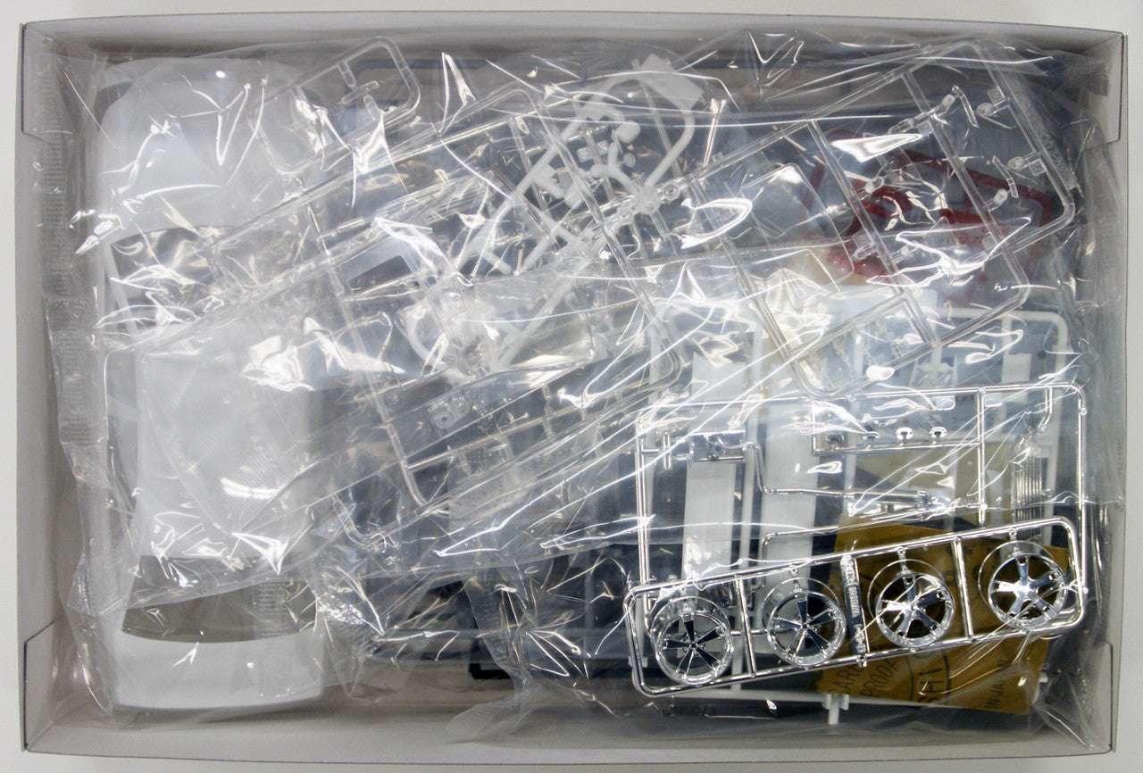 Aoshima SUPER VIPCAR: 1/24 FABULOUS  UCF31  CELSIOR  LATE Ver. (TOYOTA) | 4905083047729
