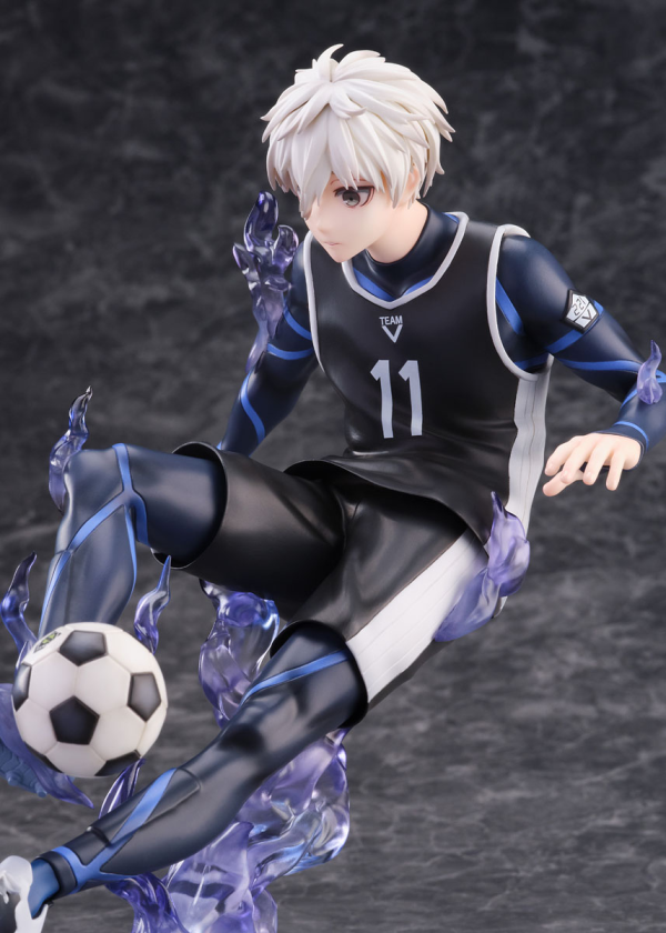 FURYU Corporation BLUELOCK Seishiro Nagi 1/7 Scale Figure | 4580736409408