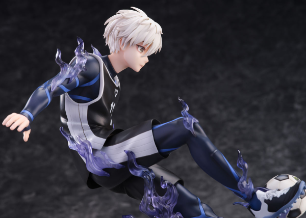 FURYU Corporation BLUELOCK Seishiro Nagi 1/7 Scale Figure | 4580736409408