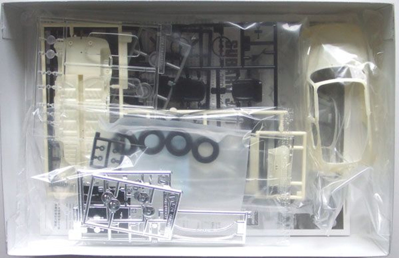 Hasegawa [HC6] 1:24 SUBARU 360 YOUNG-SS K111 1968(4967834211063)