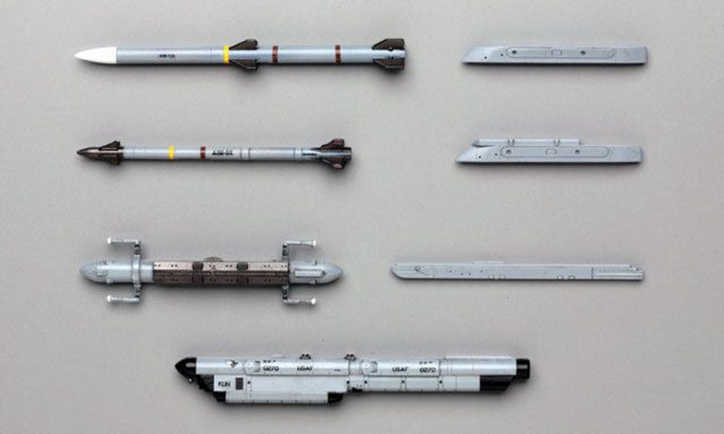 Hasegawa [X72-13] 1:72 AIRCRAFT WEAPONS: VIII (U.S. AIR-TO-AIR MISSILES & JAMMING PODS)