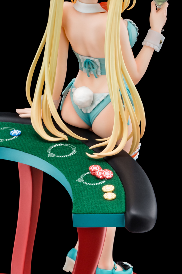 Regina Mercedes wearing 秘色(HISHOKU) bunny costume with Nip Slip Gimmick System