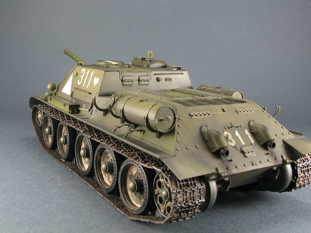 MiniArt SU-85 Mod. 1944 (Early Production) w/ Interior Kit (1/35) | 4820183310477