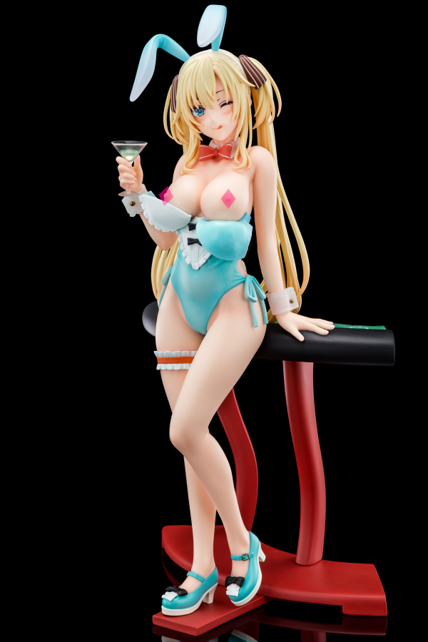 Regina Mercedes wearing 秘色(HISHOKU) bunny costume with Nip Slip Gimmick System