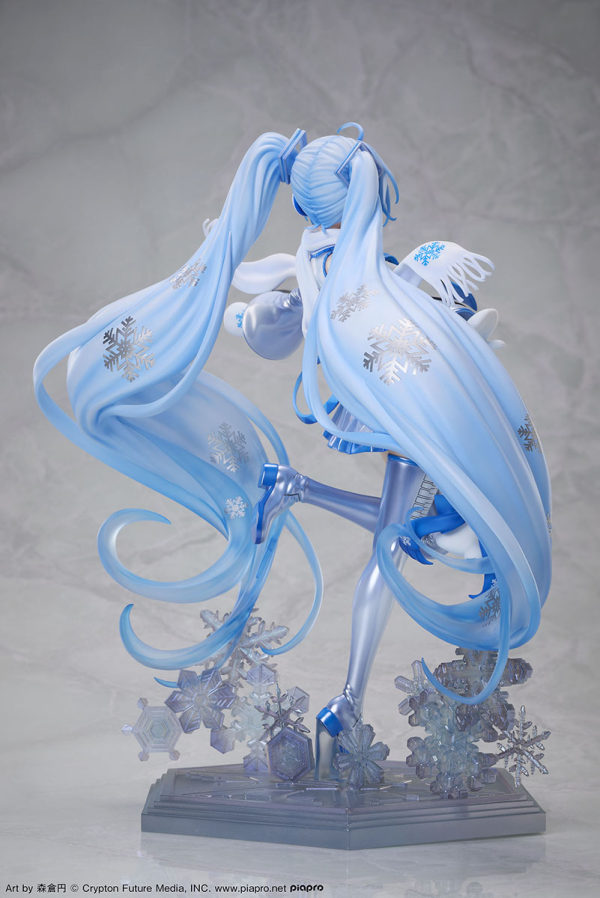 Design COCO Snow Miku Sky Town 10th Anniversary Ver. 1/7 Complete Figure(4595643112433)(4595643112433)