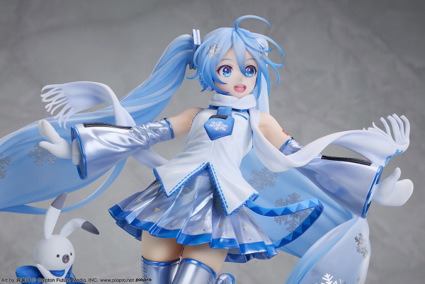 Design COCO Snow Miku Sky Town 10th Anniversary Ver. 1/7 Complete Figure(4595643112433)(4595643112433)