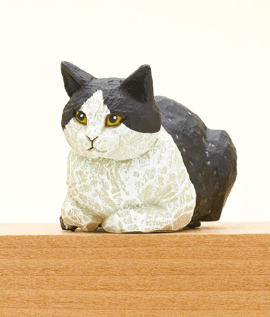 AIP mio hashimoto Cat sculpture (Box of 12) | 4580045301455