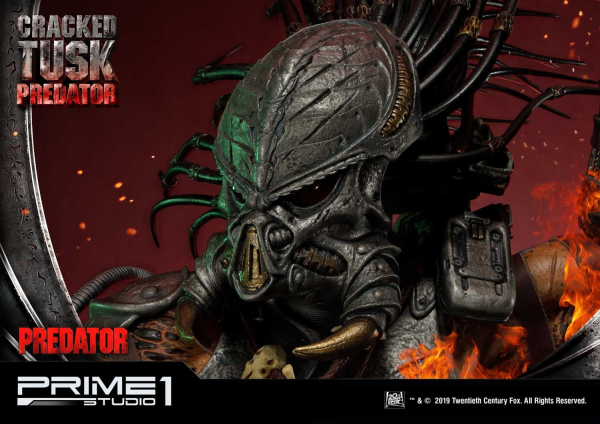 Prime 1 Studio Premium Masterline Predator (Comics) Cracked Tusk Predator(4562471908118)(4562471908118)