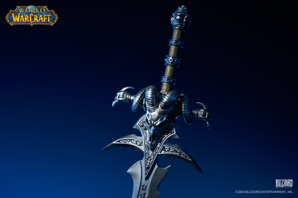 HEX Collectibles World of Warcraft® 20th Anniversary Frostmourne Collector's Edition Replica | 6974281170315