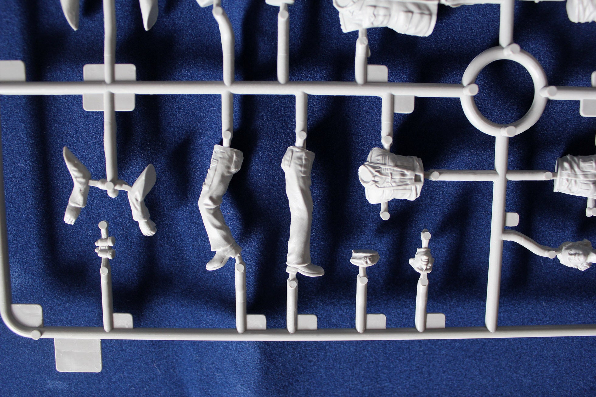 Riich 1/35 WWII British Leader set (ROAD TO VICTORY) | 6953391900012