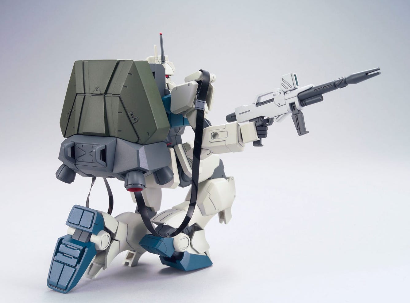 BANDAI Hobby HGUC 1/144 #155 Gundam Ez8