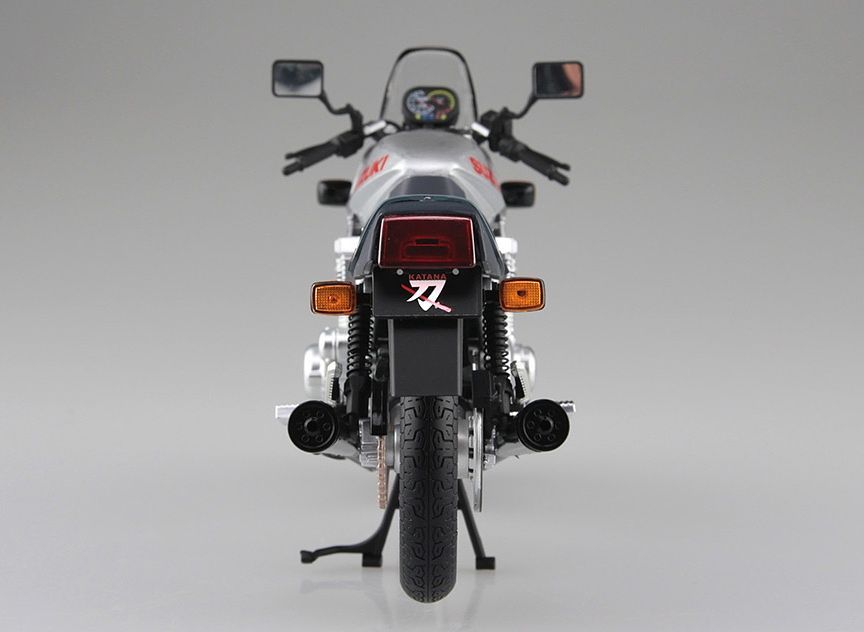 Aoshima 1/12 Suzuki GSX1100S Katana Diecast Motorcycle