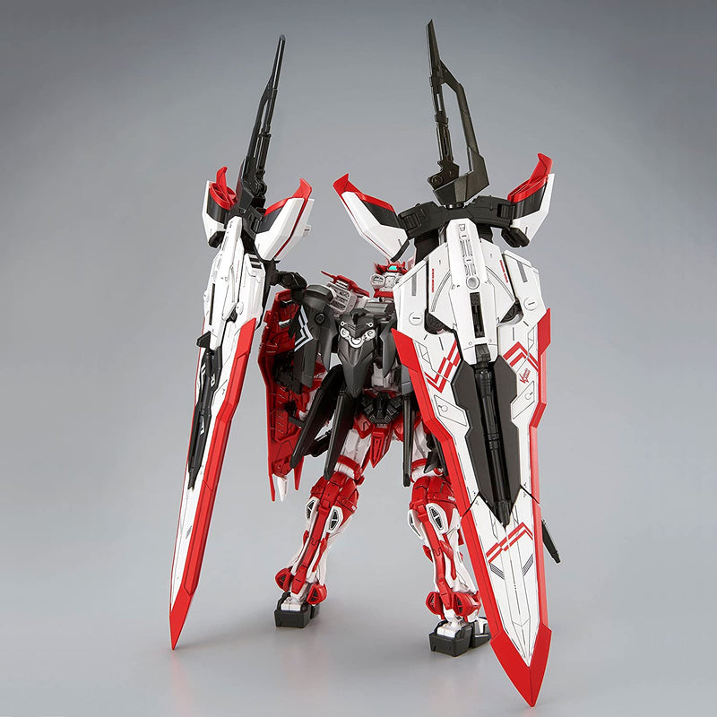 BANDAI Hobby MG 1/100 MBF-02VV Gundam Astray Turn Red