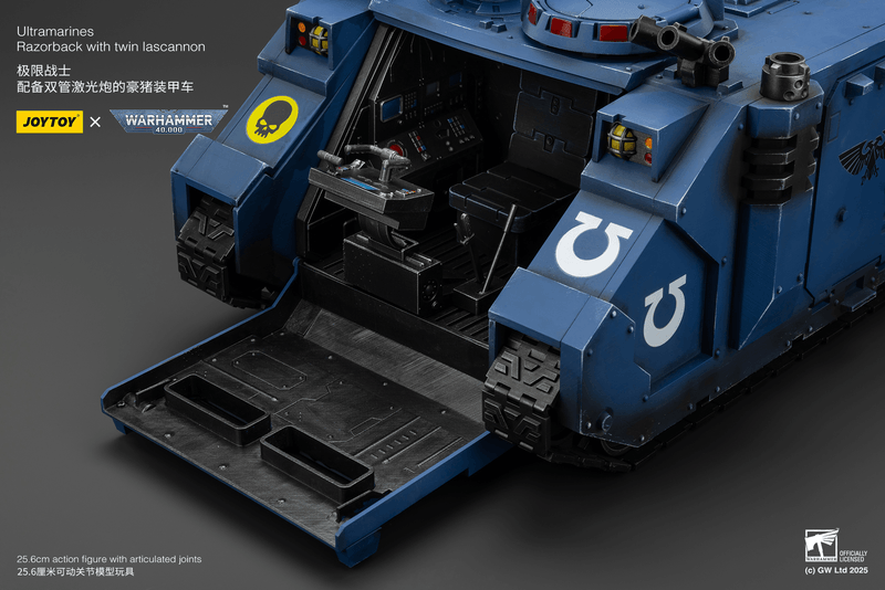 JOYTOY Ultramarines Razorback with twin lascannon