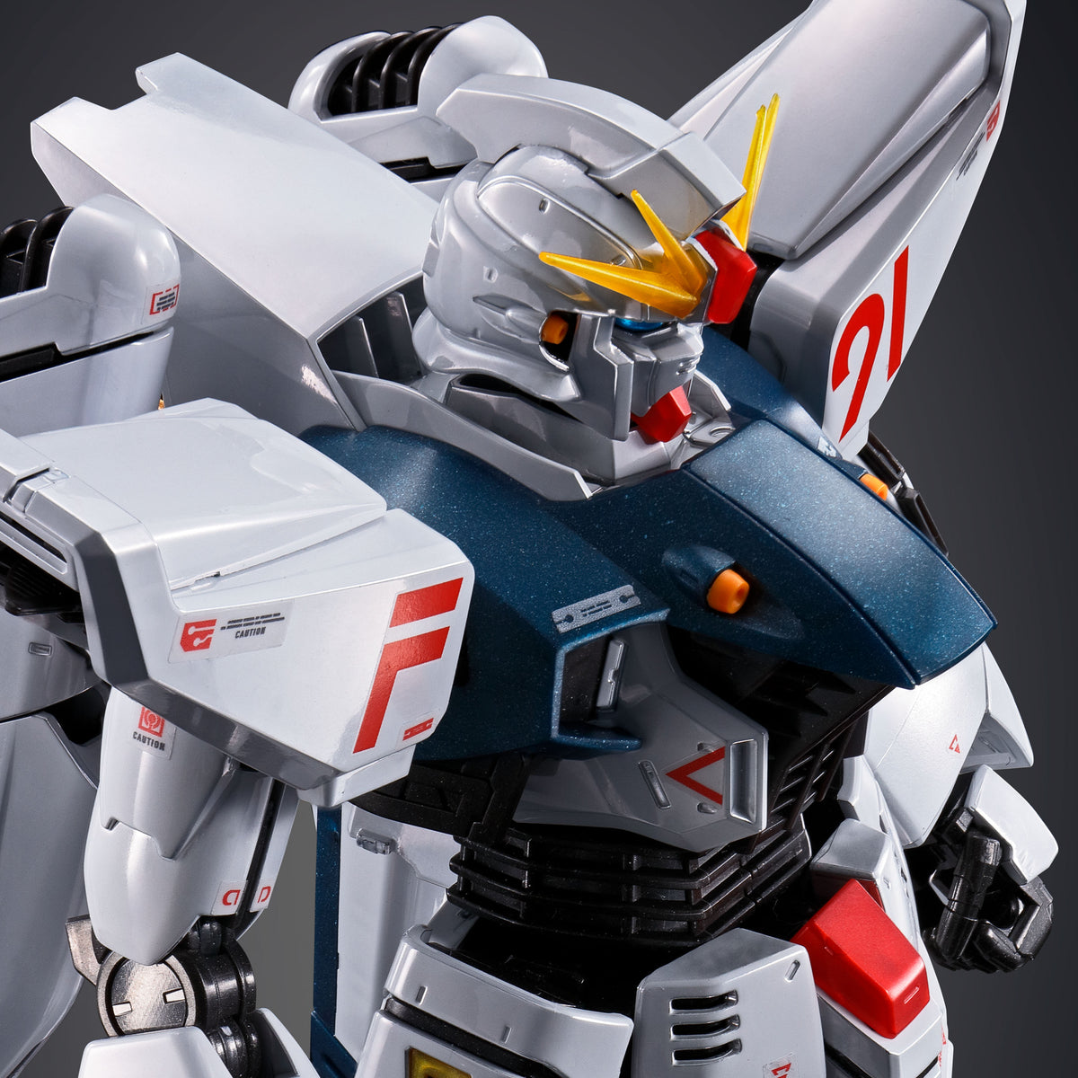 P-Bandai MG 1/100 Gundam F91 Ver.2.0 [Titanium Finish]
