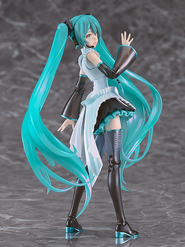 Good Smile Company PLAMATEA Hatsune Miku: Happy 16th Birthday Ver.