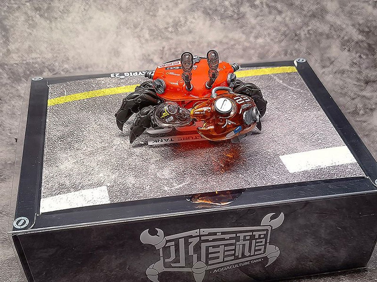 Orange Cat Industry Aquaculture Tank Series 008 Fiddler Crab (Silver Red) Model Kit | 6973848780288
