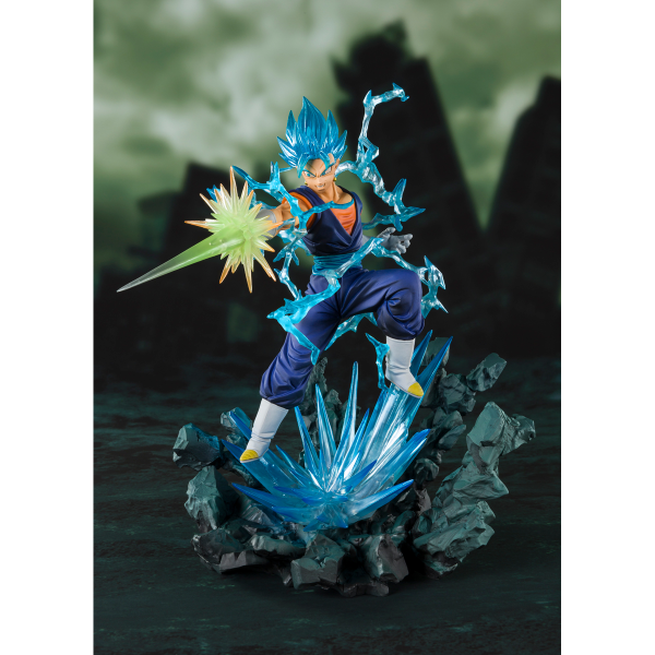 BANDAI Spirits SSGSS Vegito Event Exclusive Color Edition Dragon Ball, Bandai Tamashii Nations Figuarts Zero | 4573102603111