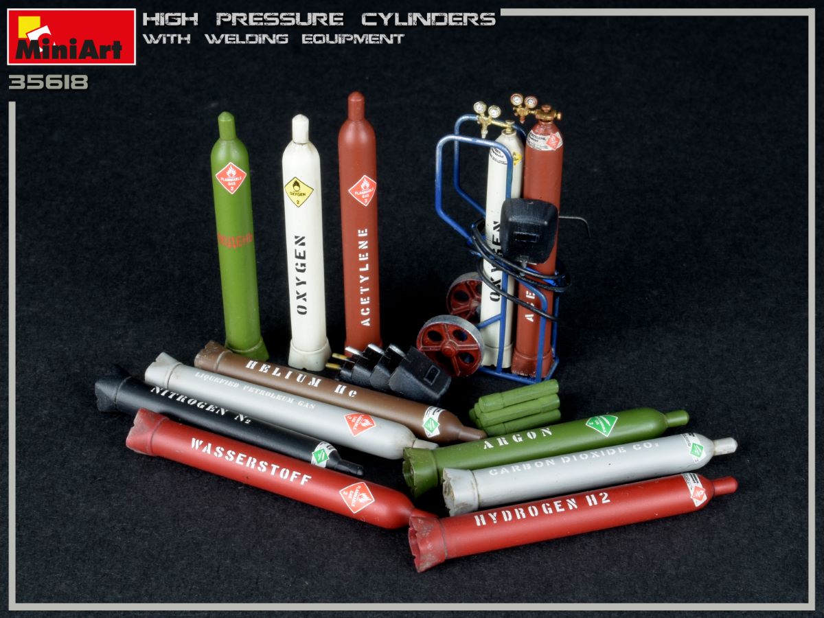 MiniArt High Pressure Cylinders w/ Welding Equipment | 4820183312907