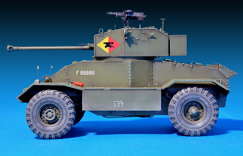 MiniArt AEC Mk 3 Armoured Car (1/35) | 4820041102954