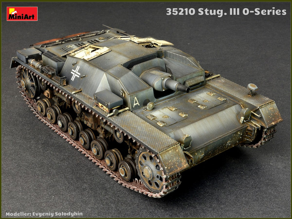 MiniArt 1/35 Stug.III 0-Series | 4820183311580