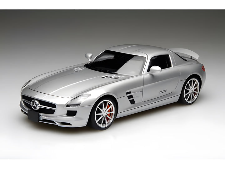 Fujimi 1/24 Mercedes-Benz AMG SLS