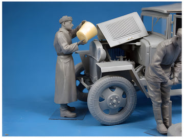 MiniArt 1/35 Red Army Drivers