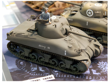 Asuka 1/35 U.S. Medium Tank M4A1 Sherman (Mid Production)