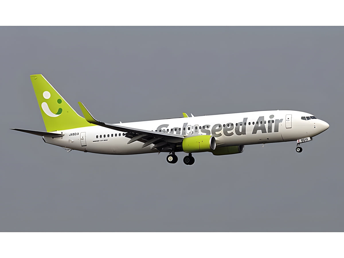 [40] 1:200 Solaseed Air B737-800