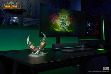 World of Warcraft 20th Anniversary Warglaives of Azzinoth Collector's Edition Replica