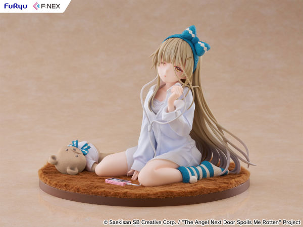 FuRyu Mahiru Shiina Relax ver. 1/7 Scale Figure(4582655078505)(4582655078505)
