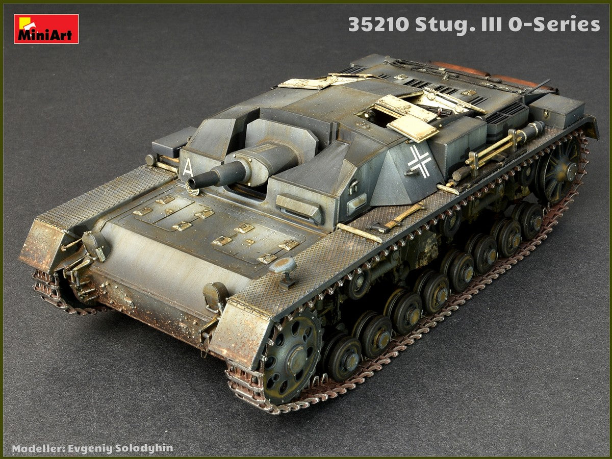 MiniArt 1/35 Stug.III 0-Series | 4820183311580