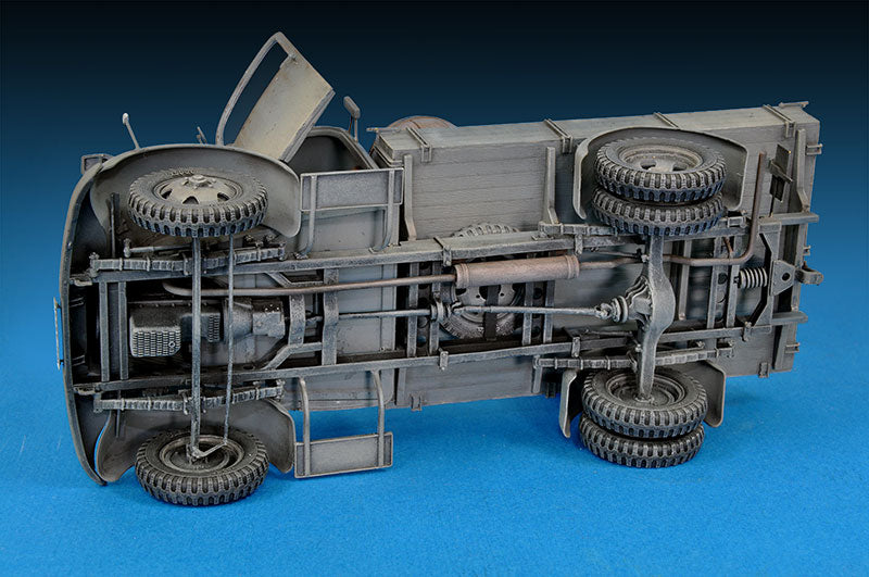 MiniArt L1500S. German 1,5t 42 Cargo Truck (1/35) | 4820041102664