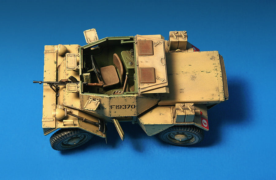 MiniArt 1/35 British Scout Car Dingo MK. 1b | 4820041101278