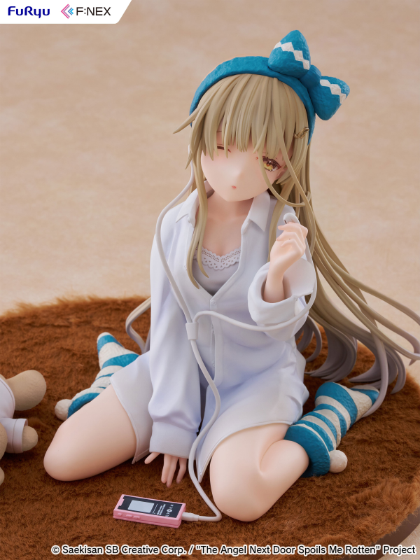FuRyu Mahiru Shiina Relax ver. 1/7 Scale Figure(4582655078505)(4582655078505)