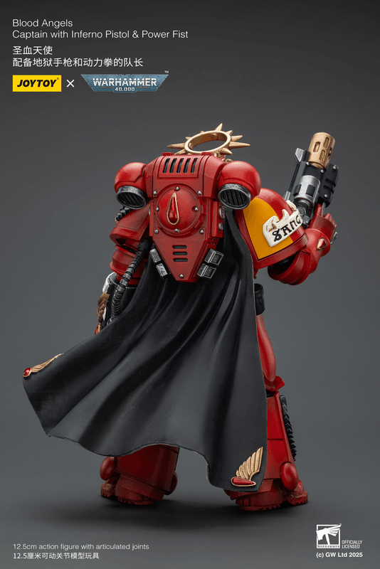 JOYTOY Blood Angels Captain with Inferno Pistol & Power Fist