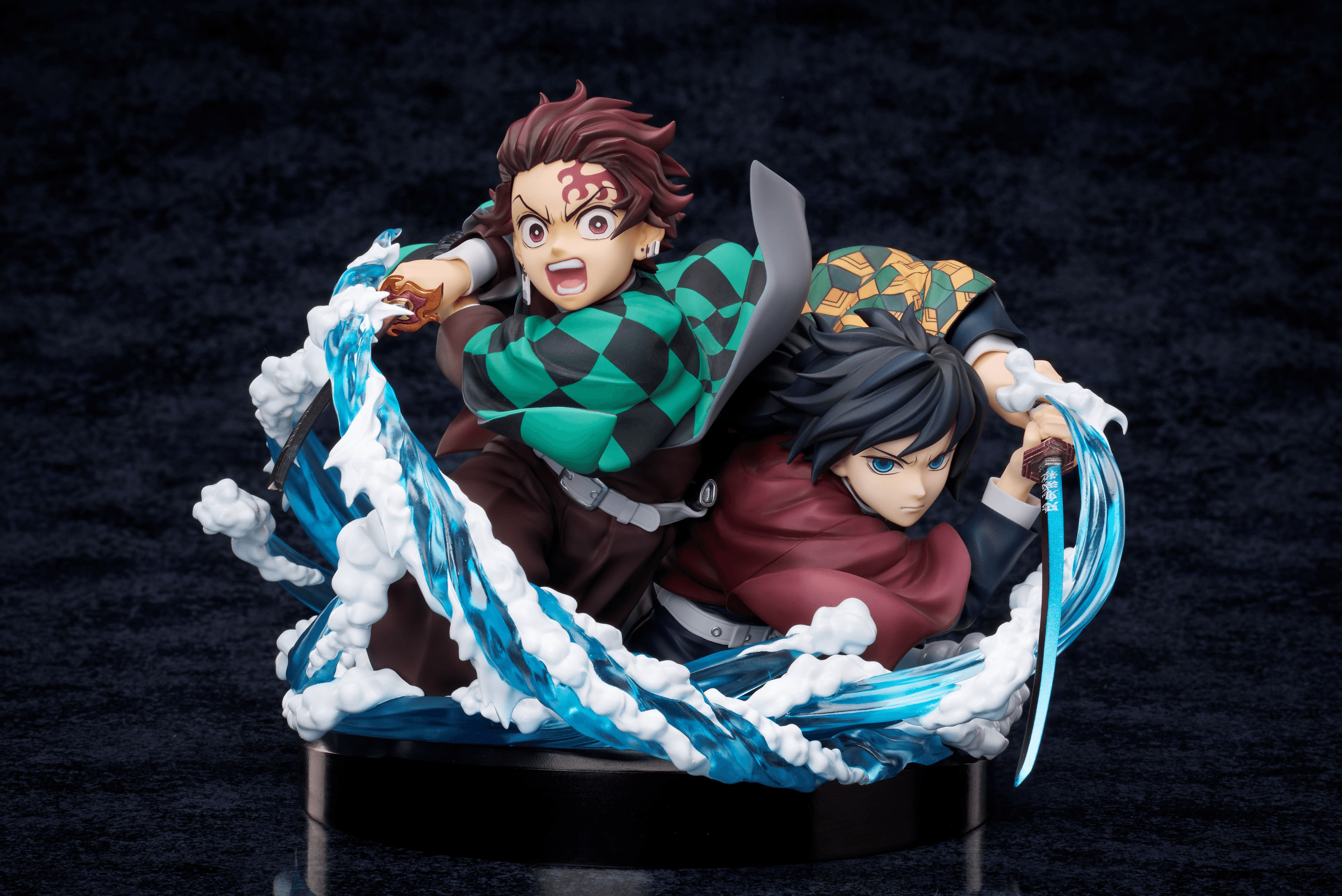Demon Slayer: Kimetsu no Yaiba Tanjiro&Giyuu non-scale figure | 4534530604798