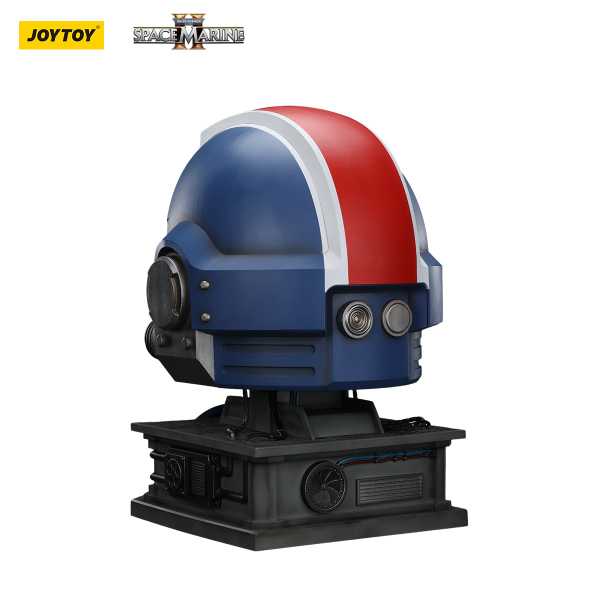 JOYTOY Ultramarines Lieutenant Titus' MKX Helmet & Display Stand | 6927054401697