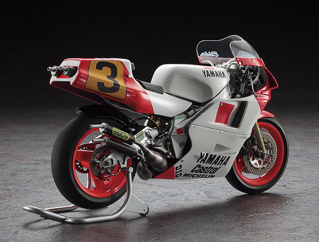 [BK3] 1:12 YAMAHA YZR500 (0W98) 1988 WGP500 CHAMPION | 4967834215030