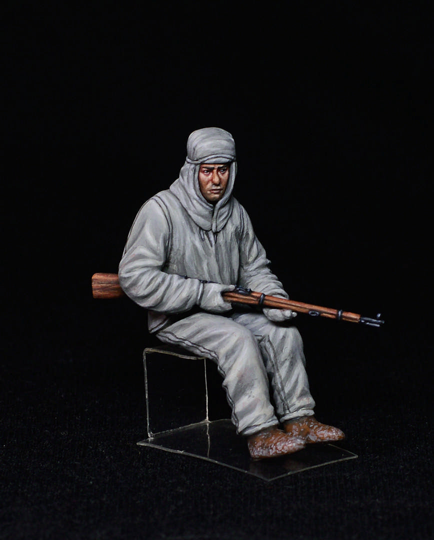 MiniArt 1/35 Soviet Assault Infantry (Winter Camouflage Cloaks) | 4820183310866