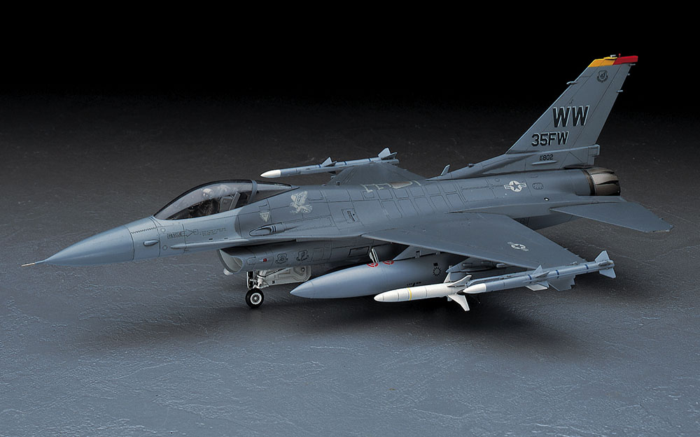 [PT32] 1:48 F-16CJ FIGHTING FALCON MISAWA JAPAN | 4967834072329
