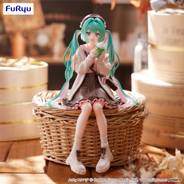 FURYU Corporation Hatsune Miku　Noodle Stopper Figure -Autumn Date-