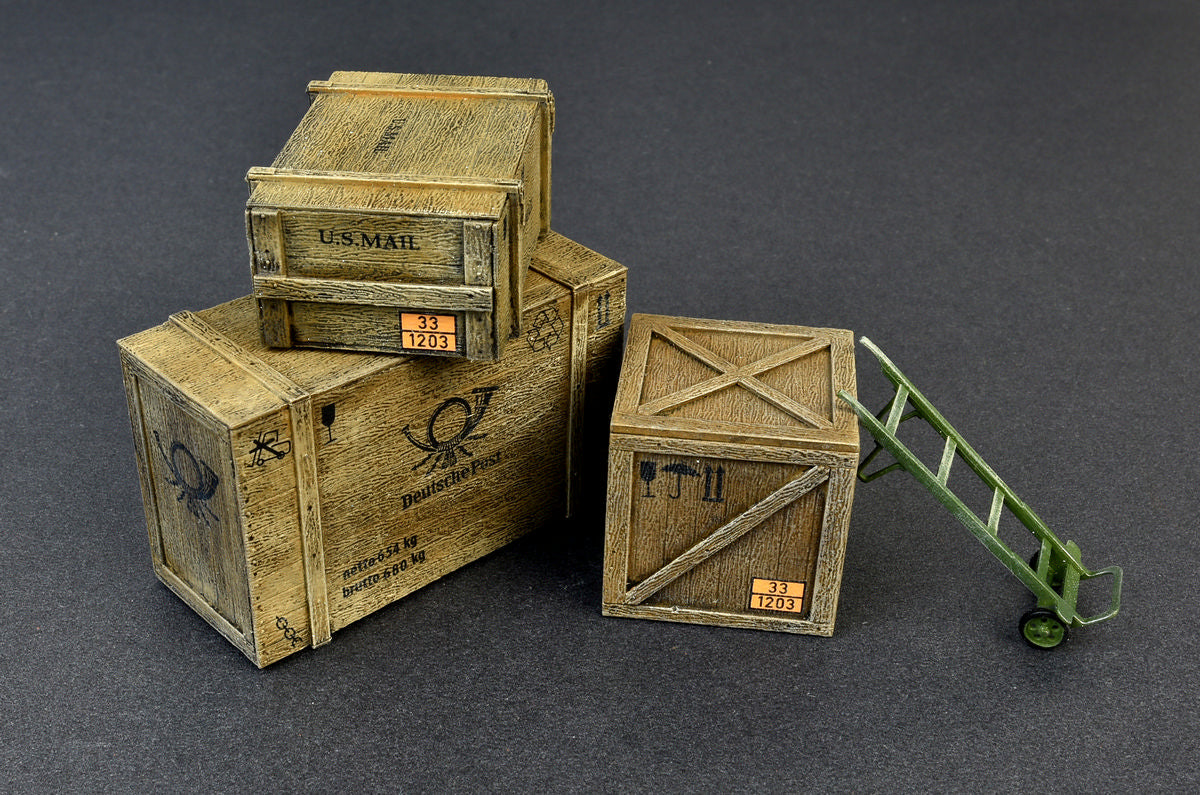 MiniArt 1/35 Wooden Boxes & Crates | 4820183311849