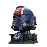 JOYTOY Ultramarines Lieutenant Titus' MKX Helmet & Display Stand | 6927054401697