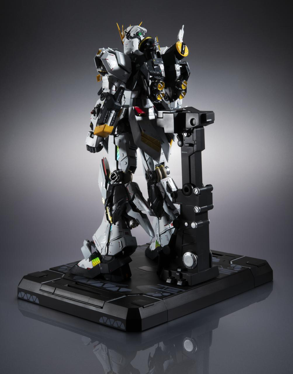 Tamashii Nations Kaitai-Shou-Ki Rx-93 N Gundam "Mobile Suit Gundam Char’S Counterattack"