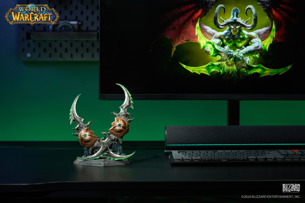 HEX Collectibles World of Warcraft 20th Anniversary Warglaives of Azzinoth Collector's Edition Replica | 6974281170230