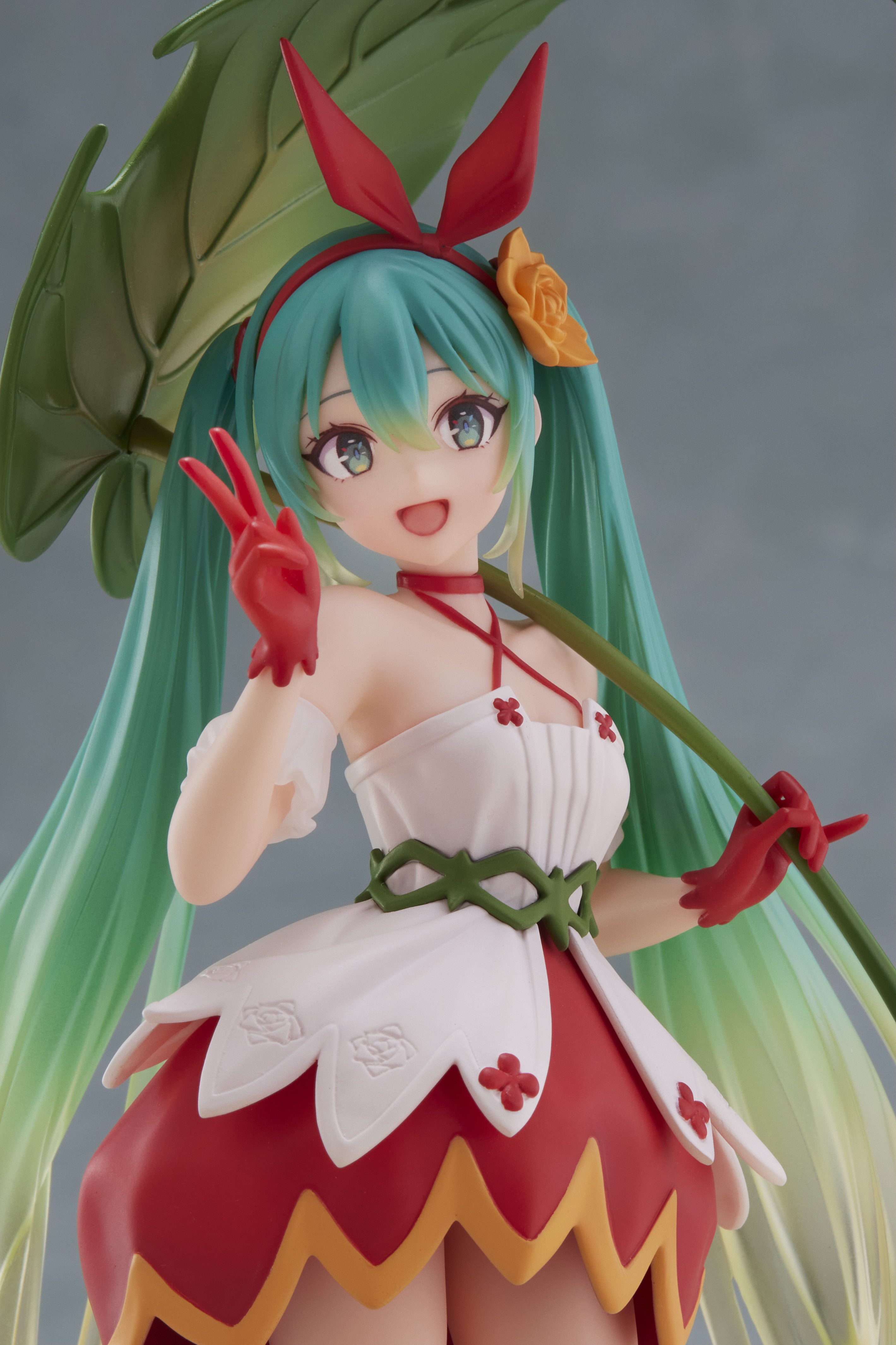 Hatsune Miku Wonderland Figure - Thumbelina | 0840342404414