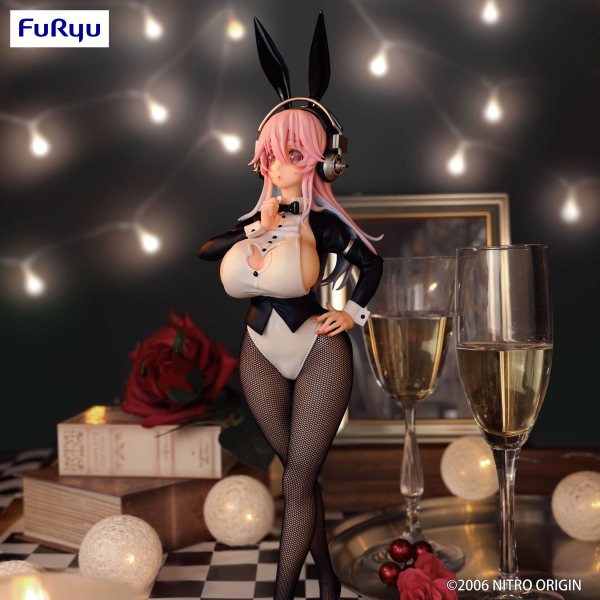 SUPER SONICO　BiCute Bunnies Figure -Tailcoat ver.-